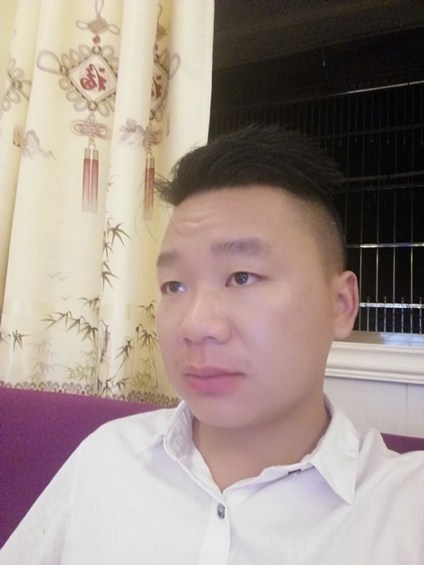 王梓林的第一张照片--岳阳中老年相亲网